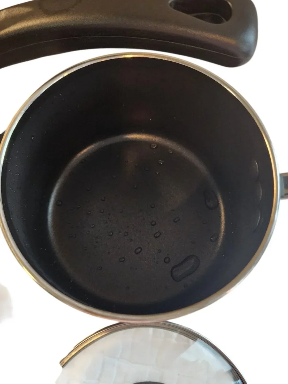 Basic Essentials 1 & 2 Qt pots With Lids Bakelite handles Glass Lids